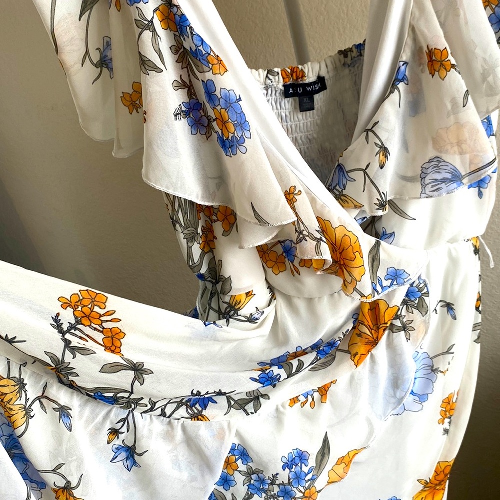 AS U WISH Floral Flowing Long Sleeved Dress - White